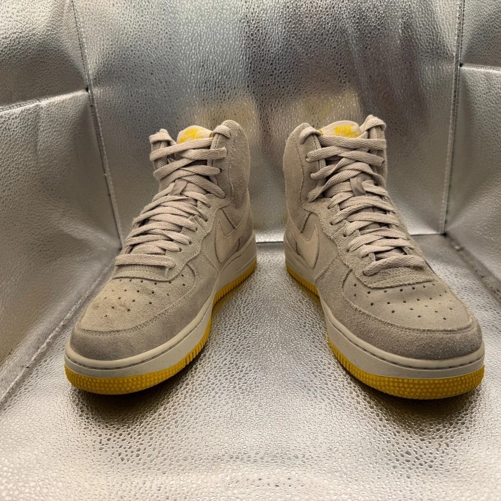 Size 7Y Nike Air Force 1 High Desert Sand Varsity Maize Kids Sneakers 653998-011